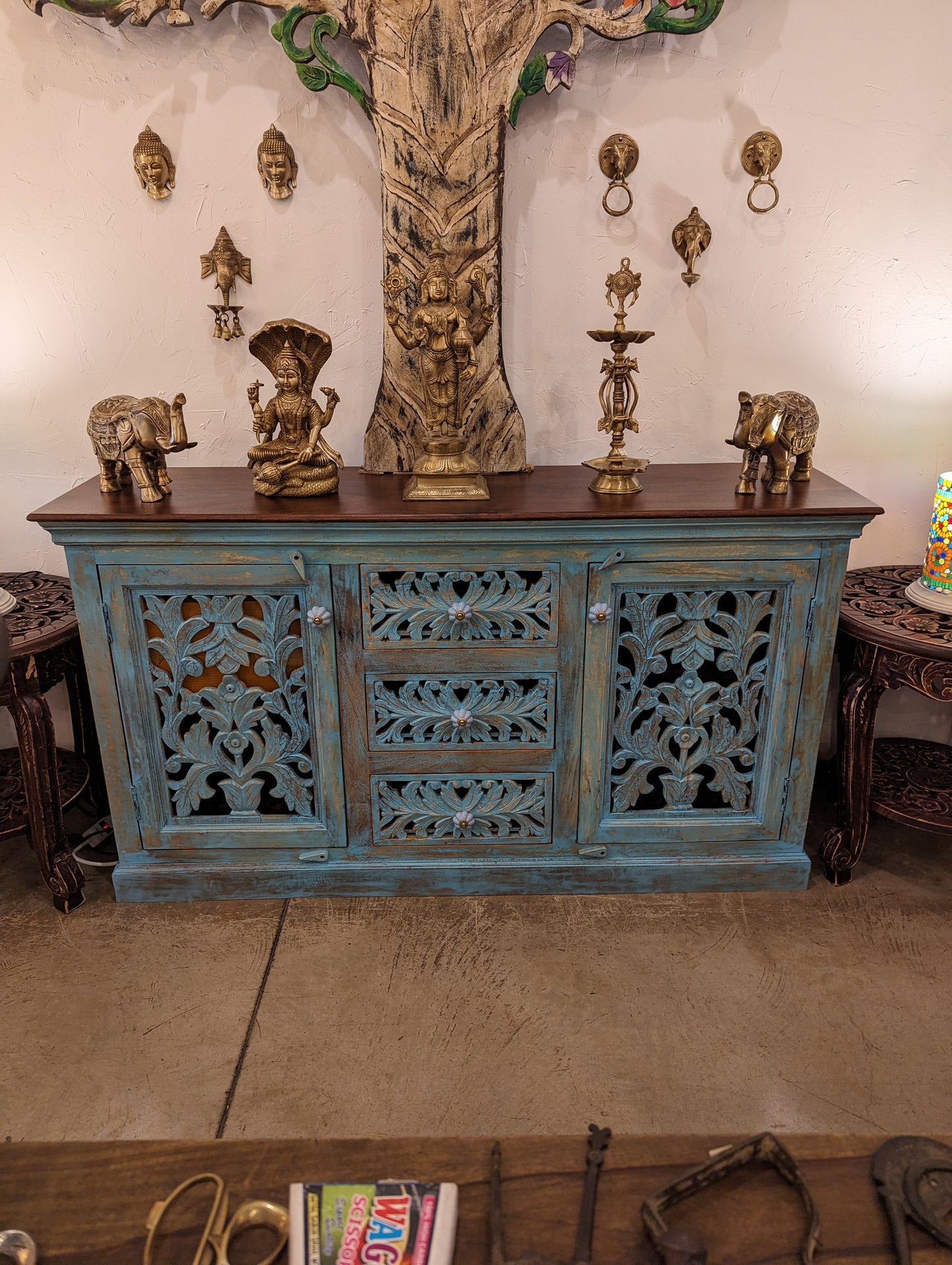 Sideboard
